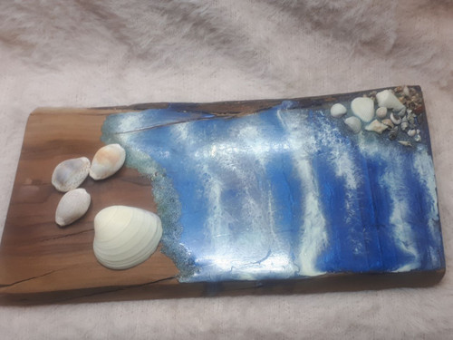 تخته سرو چوب بادام و رزین SoorHandiCrafts